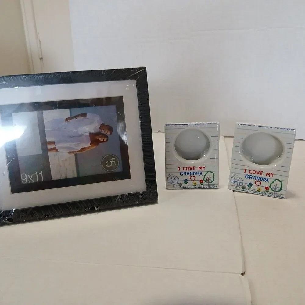 Lot Of 5 Picture Frames 3-Black 9×11(New) 2- VTG CERAMIC Russ BERRIE 5×4(used)